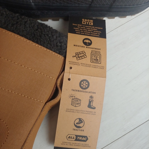VANS NEW Standard Snow MTE Boots - Picture 9 of 12